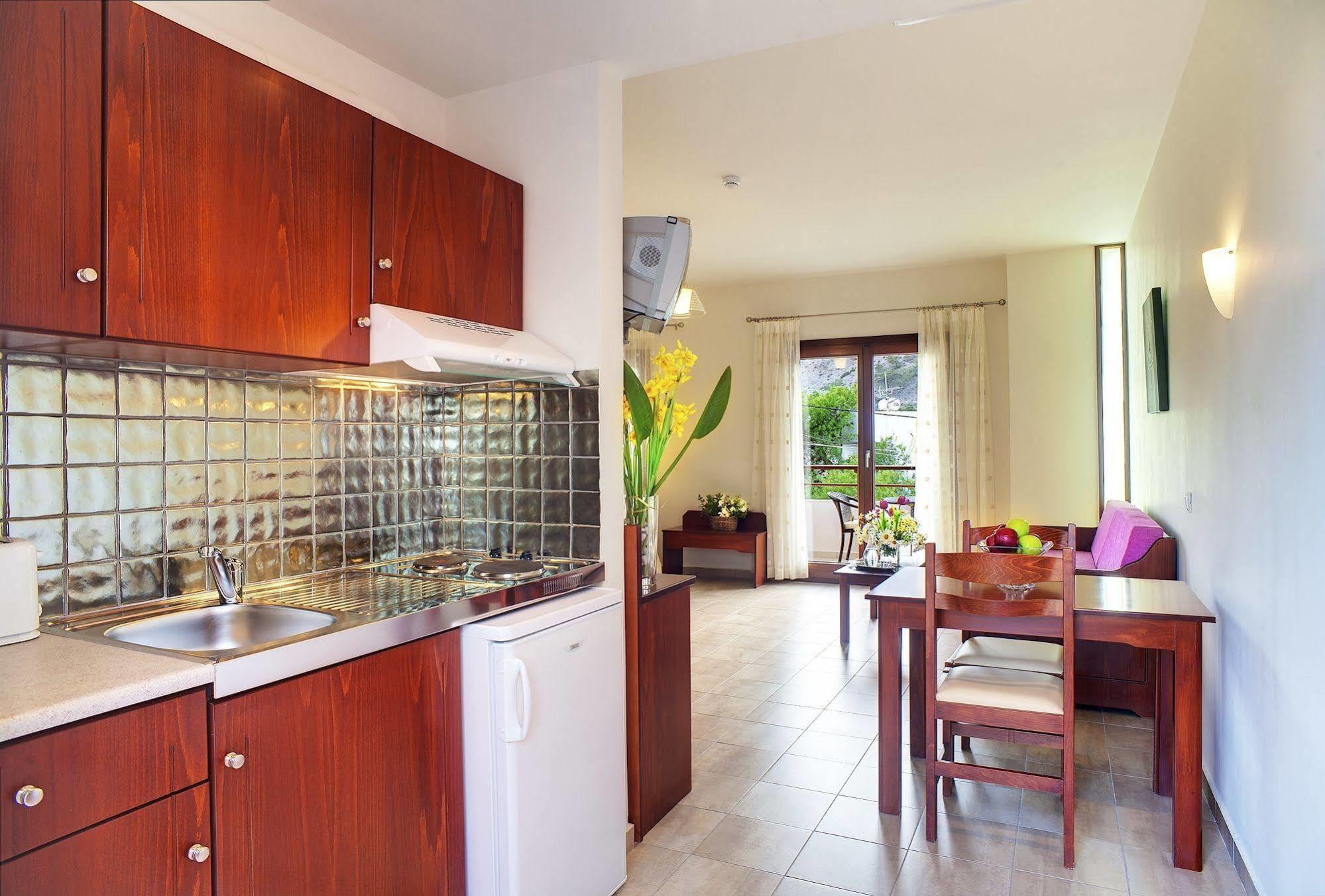 Syia Hotel Szúja Kültér fotó